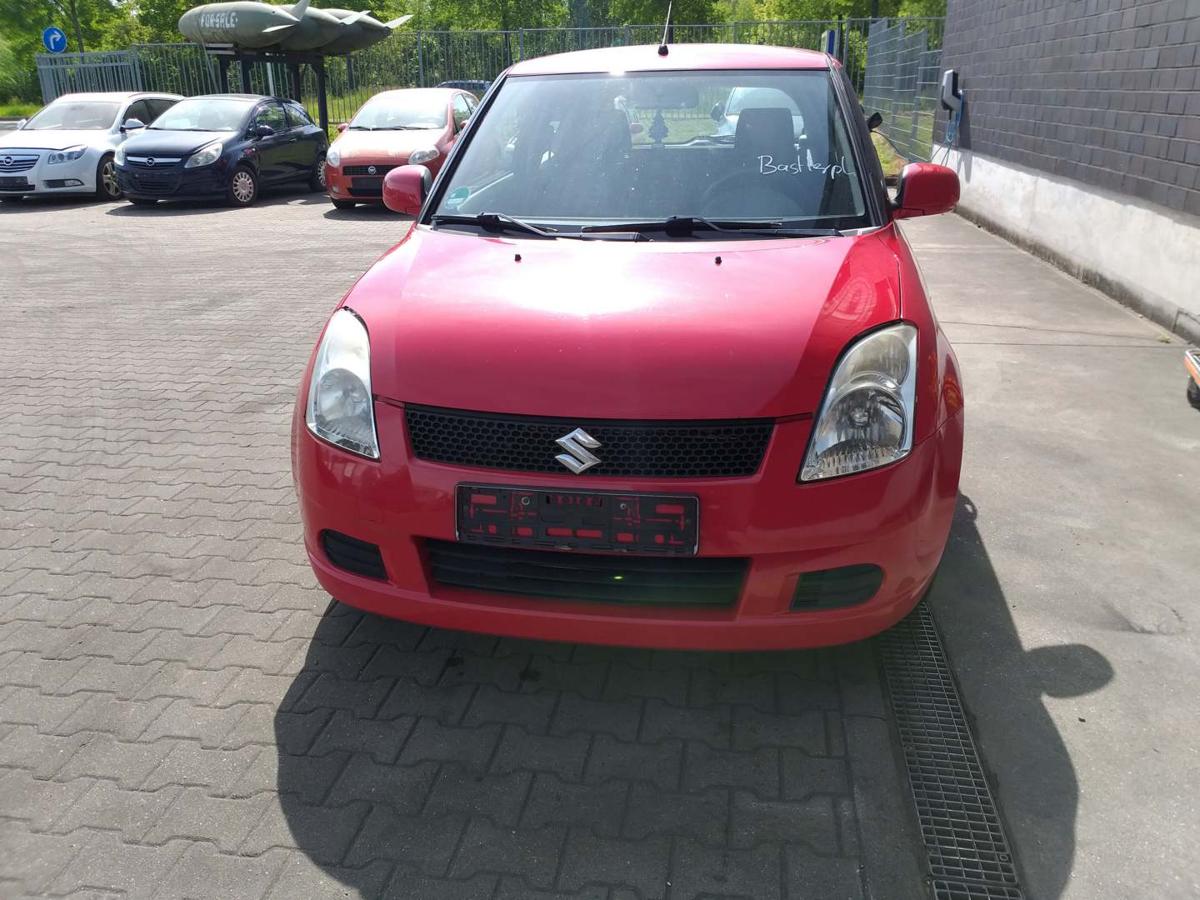 Suzuki 4 EZ MZ original Tür vorn links Rot 3-Türer Rohbau Bj.2007
